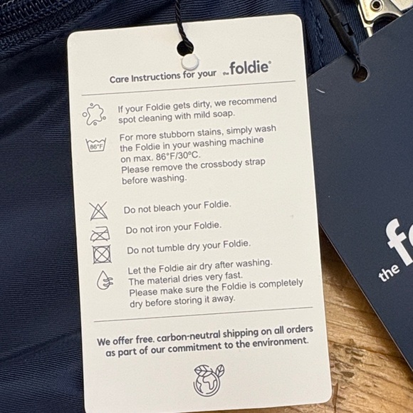 Foldie Women's Navy Belt Bag - Picture 3 of 7